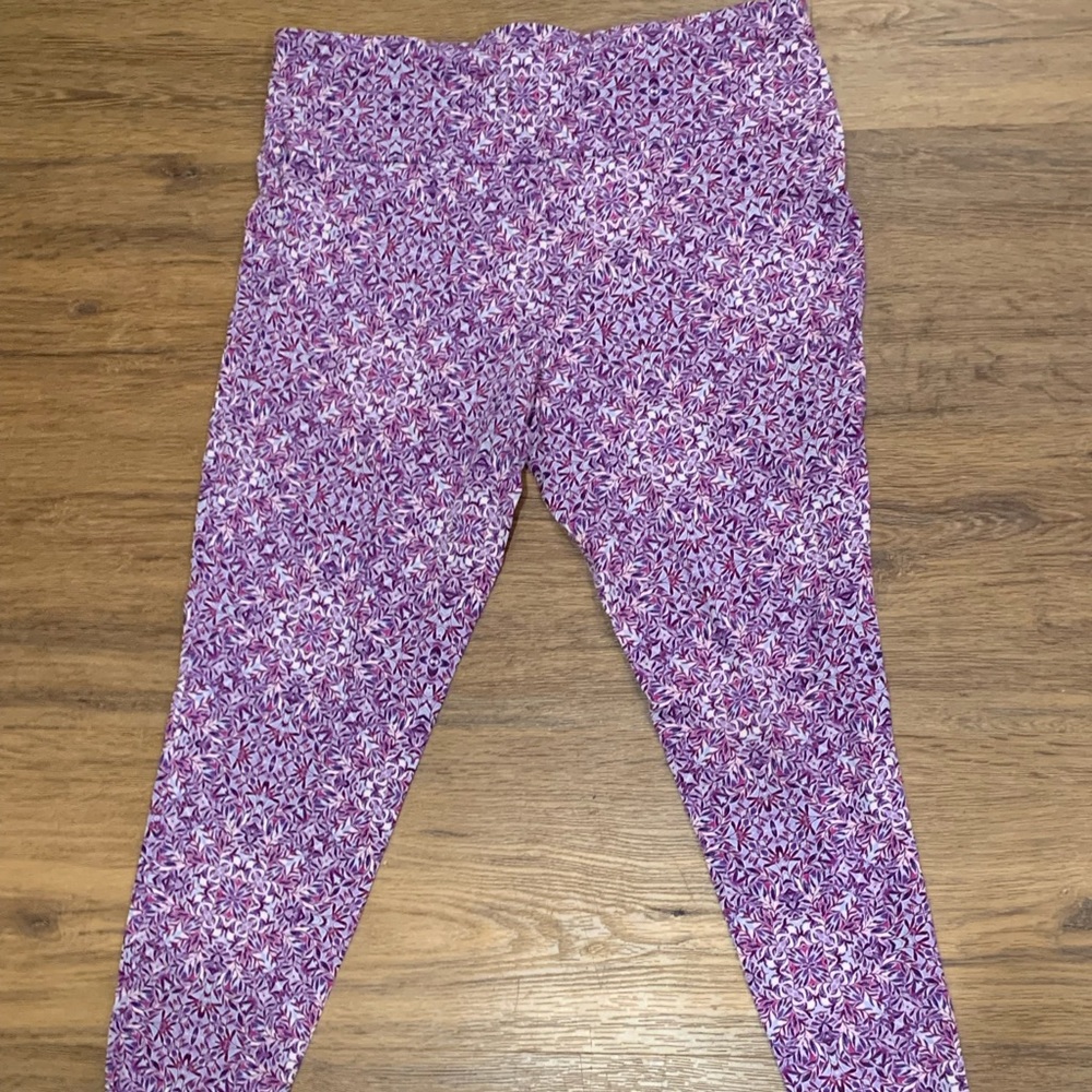 patterned leggings